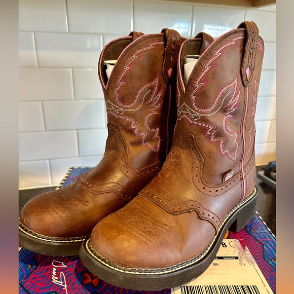 Justin Gypsy Collection Round Toe Western Boot New in Box Size 9.5 - Picture 3 of 7